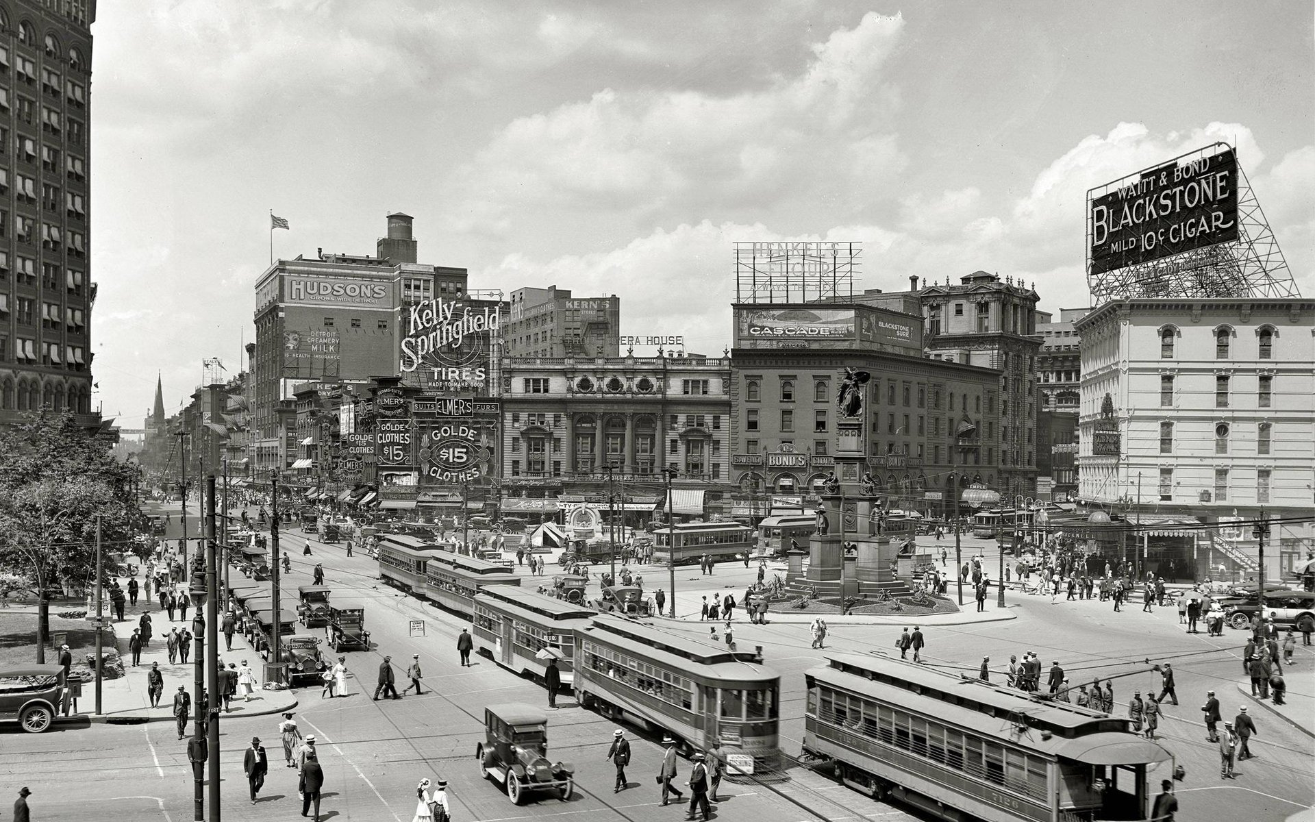 america street tram