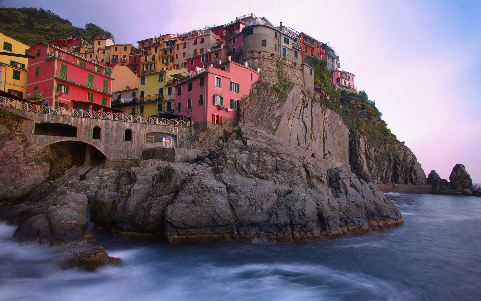 mare città roccia