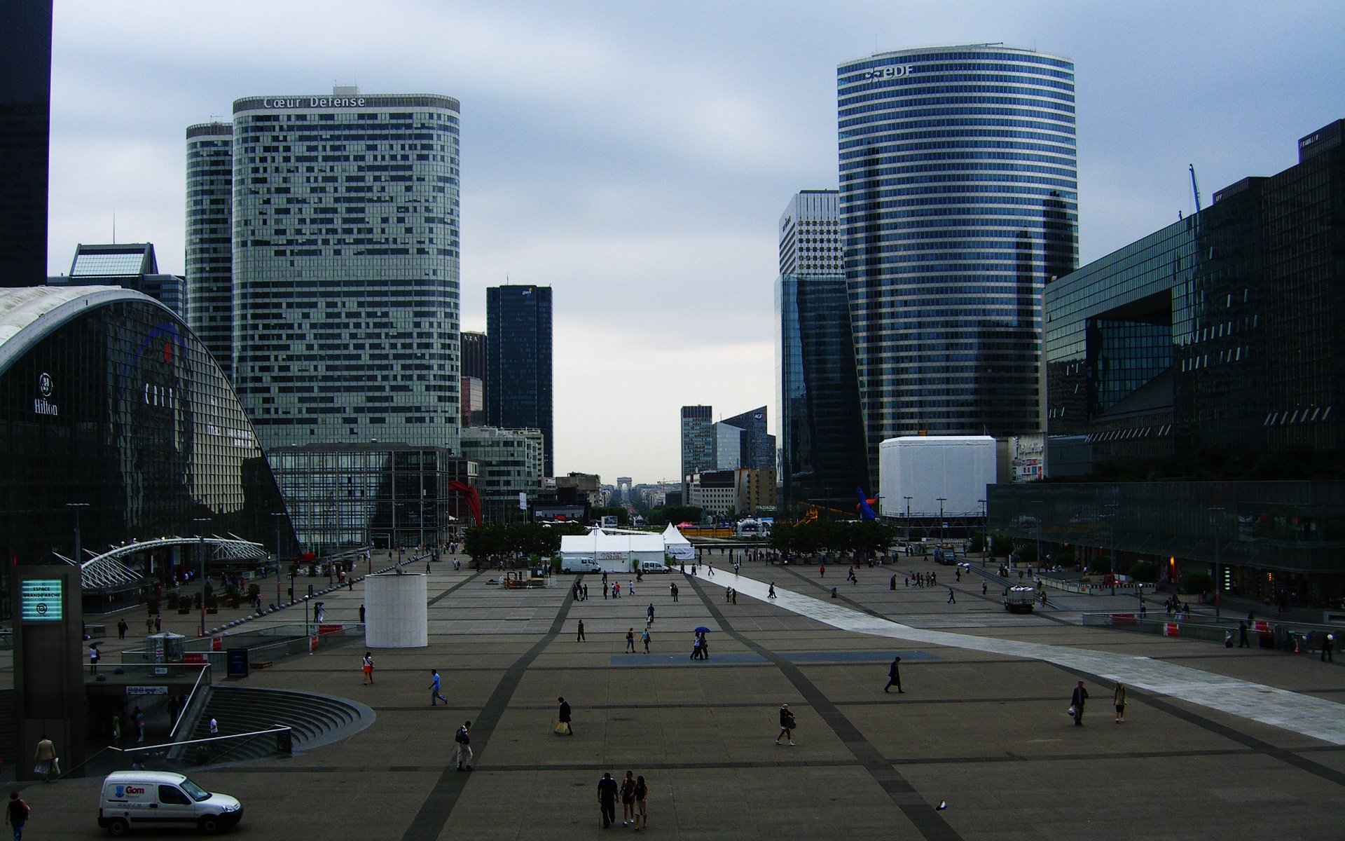 paris france buildings people