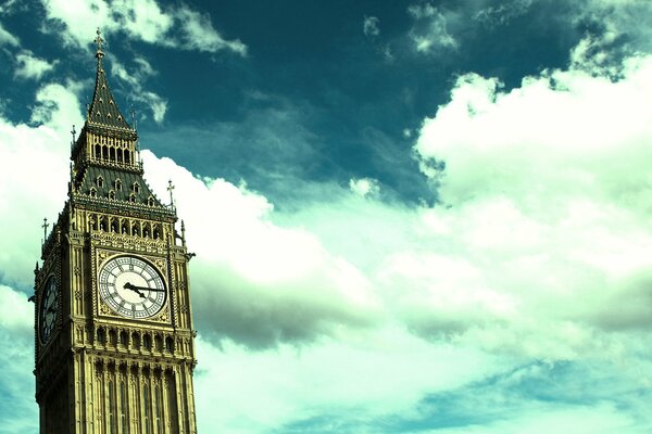 La grandeza del Big Ben en Londres es innegable