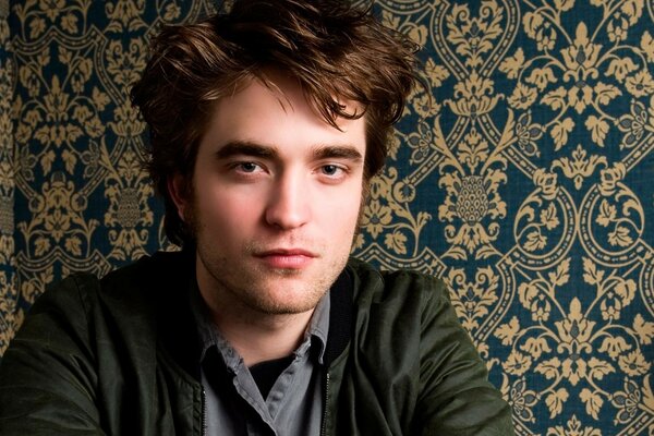 Robert Pattison, actor que interpreta a Edward Cullen