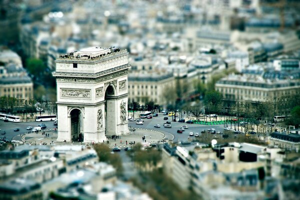 The square with the Arc de Triomphe of Paris