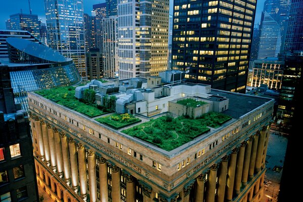 Architektur von Wolkenkratzerdächern in Chicago usa