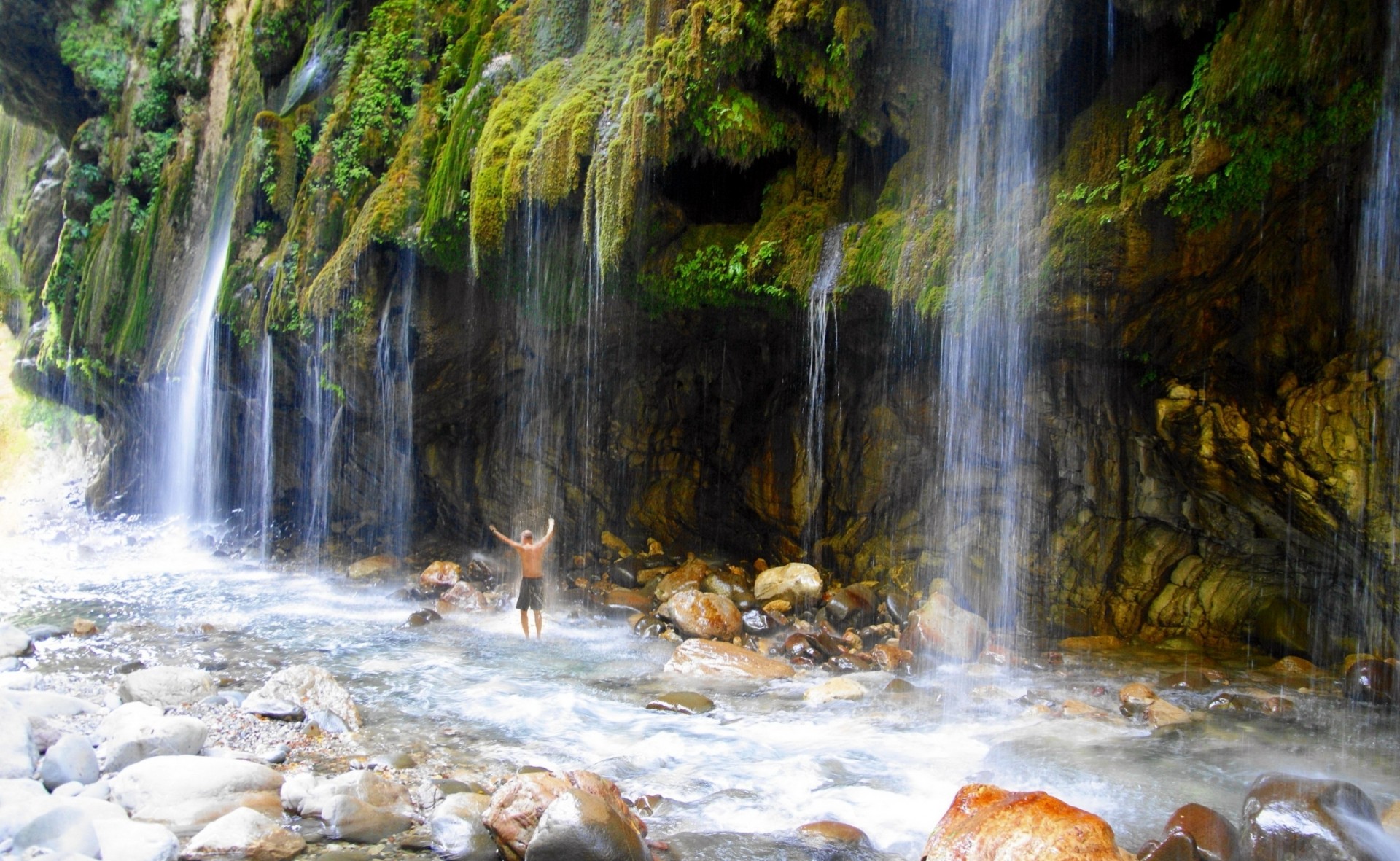 steine wasserfall griechenland zurück mann felsen