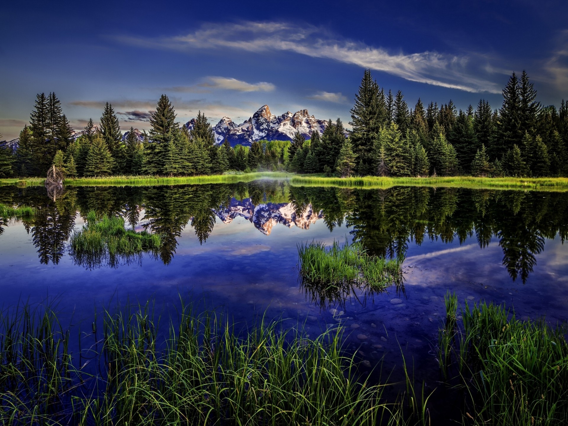 grand teton forêt réflexion lac wyoming montagnes rocheuses montagnes