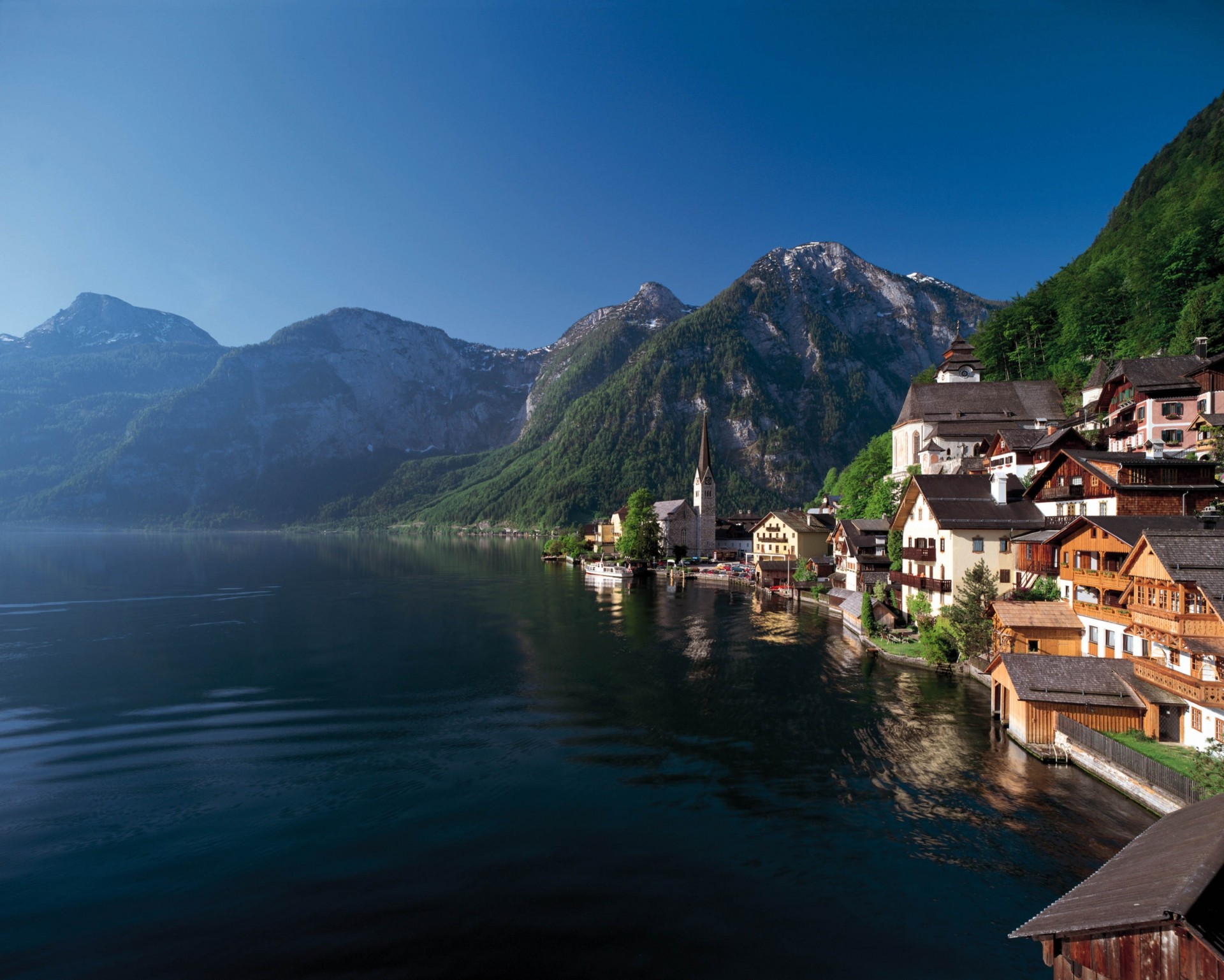 ciudad verano lago orilla hallstatt