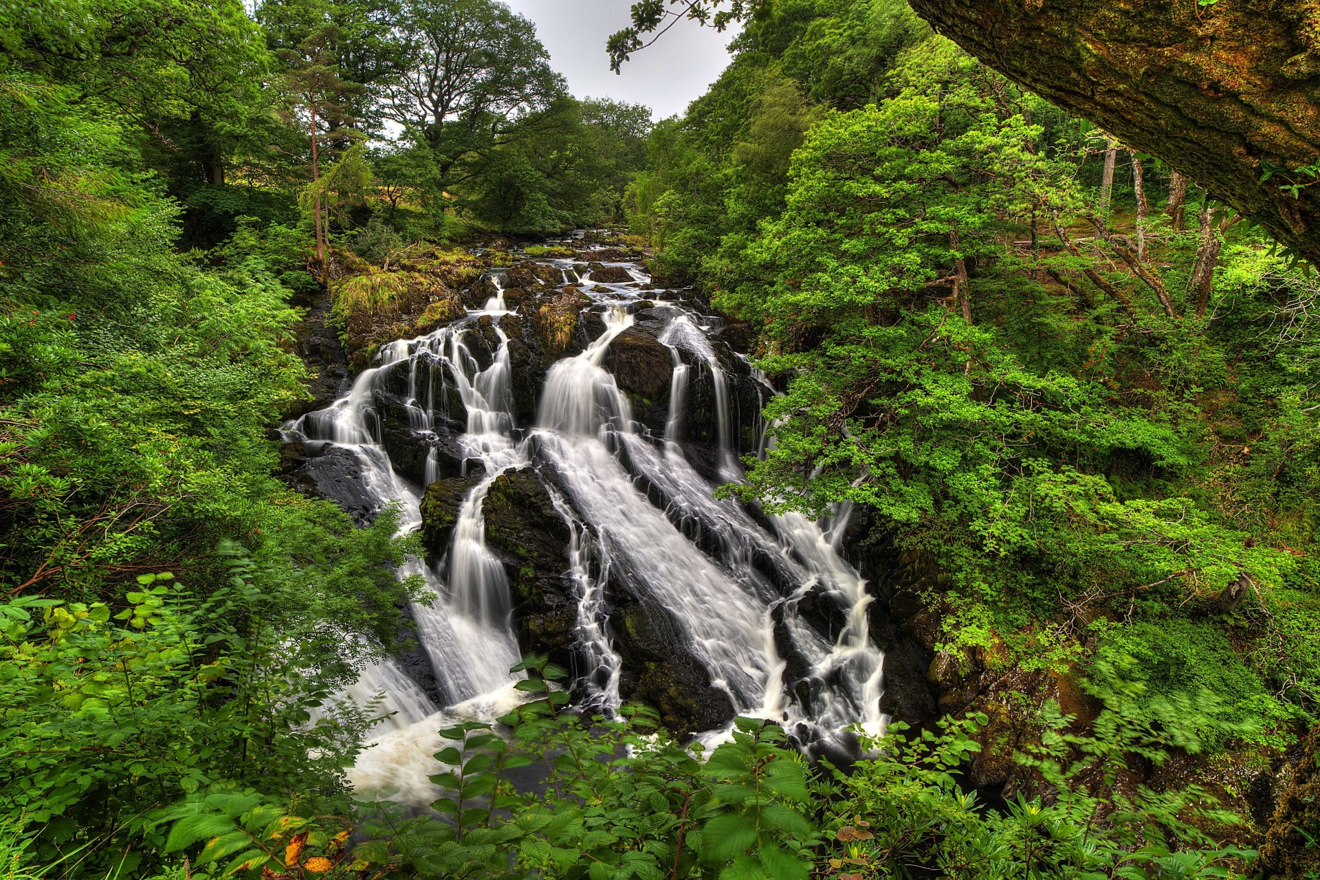 großbritannien snowdonia wasserfall