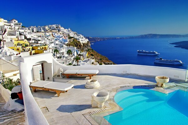 Santorini Griego, el paisaje de una casa cerca del mar