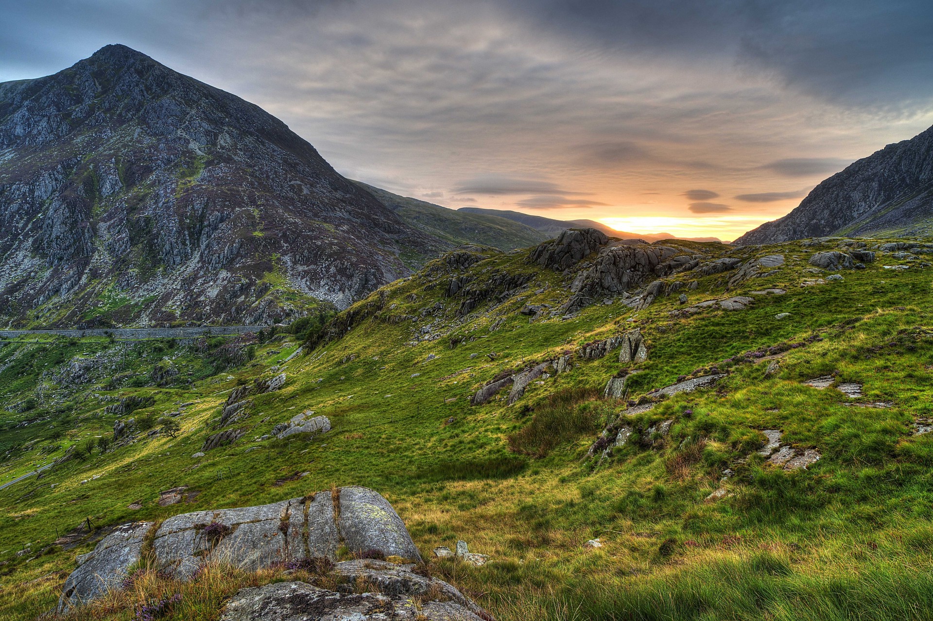 reino unido paisaje montañas snowdonia rocas