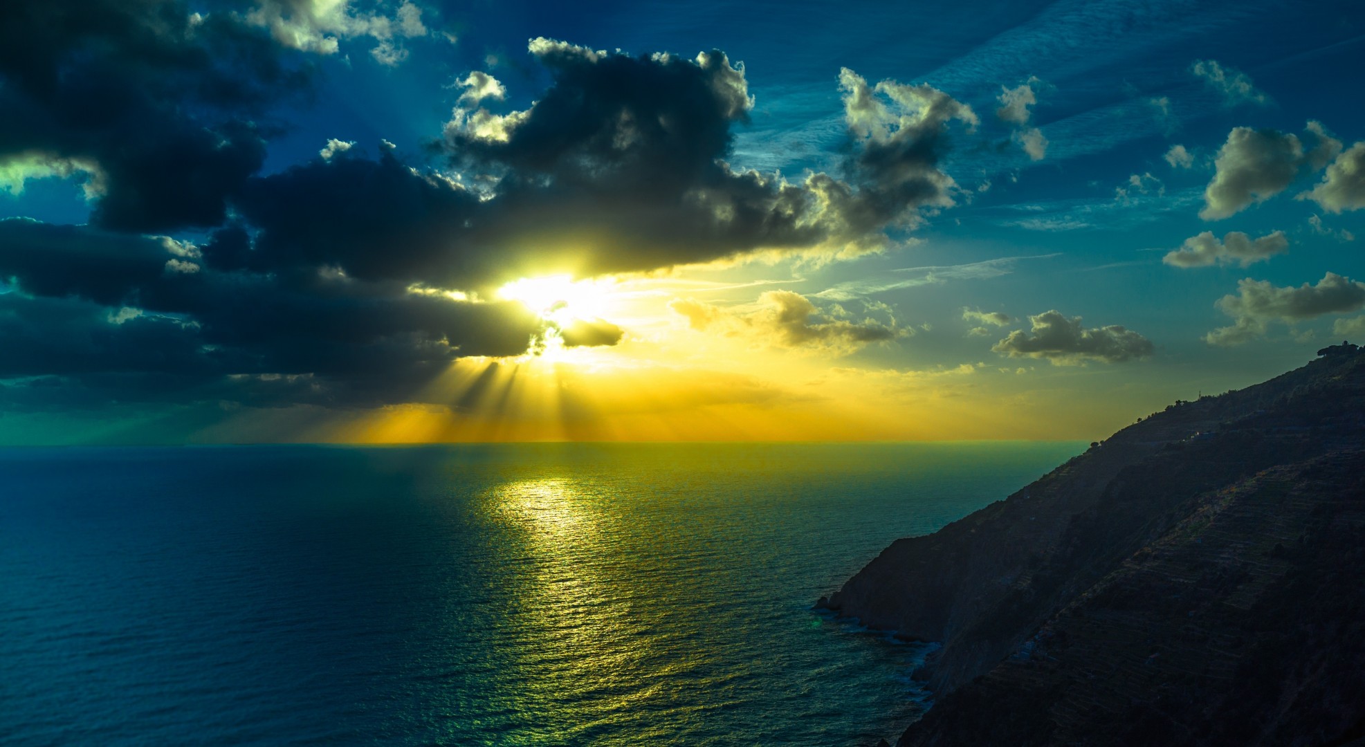 puesta de sol naturaleza océano verano sol cielo montañas encantador tema rocas