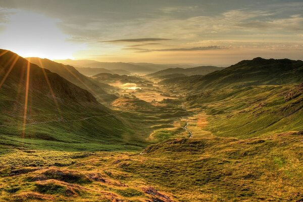 Cumbria Anglia piękny zachód słońca