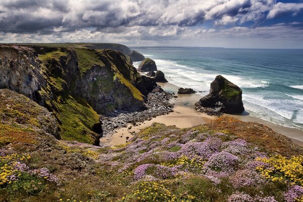 Costa de Inglaterra con vistas a los acantilados