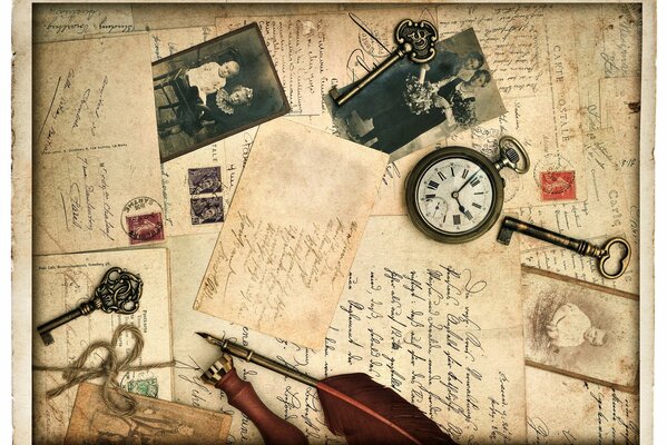 Beaucoup de lettres, vieilles photos, clés, plumes et montres