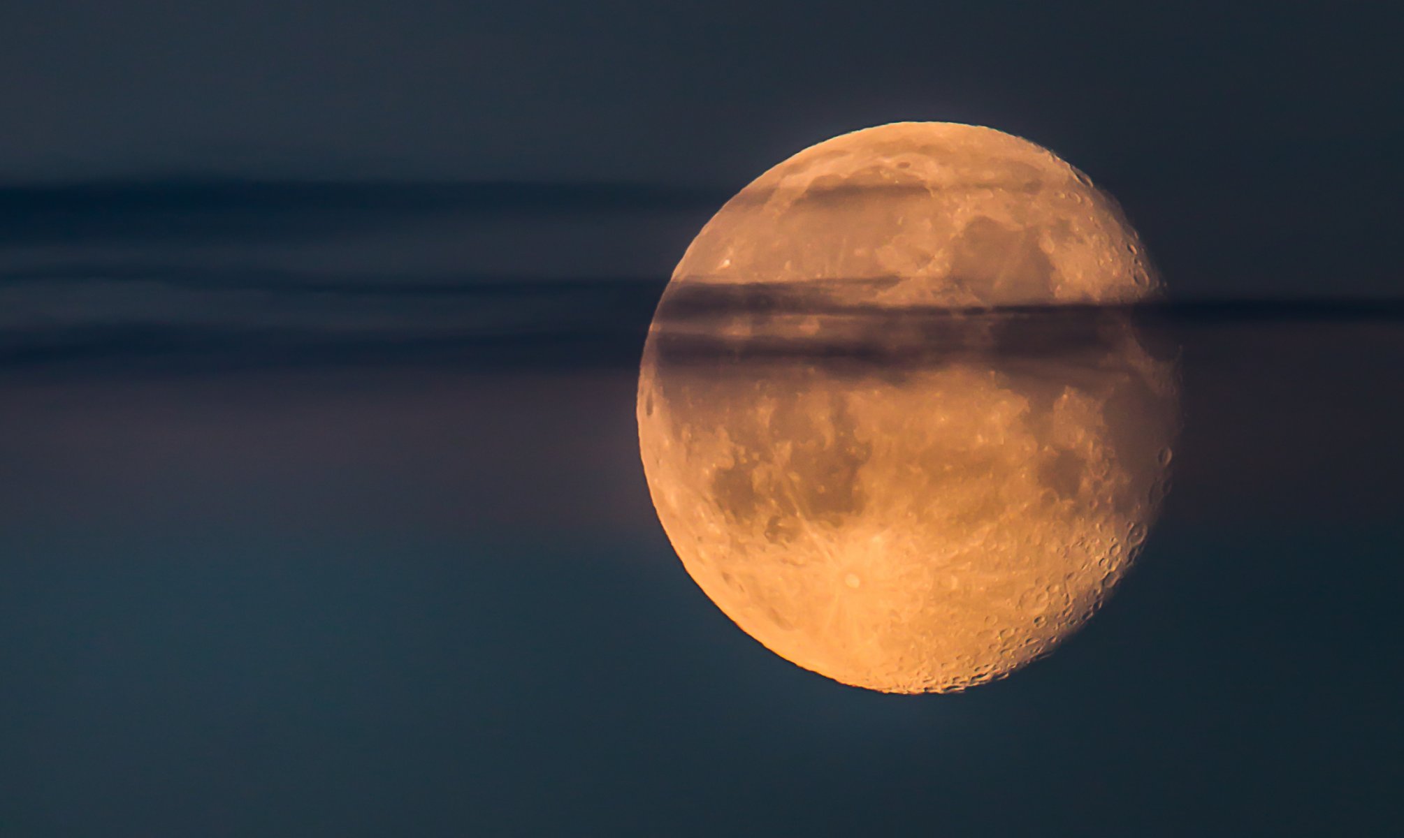 luna cielo paisaje cráteres nube