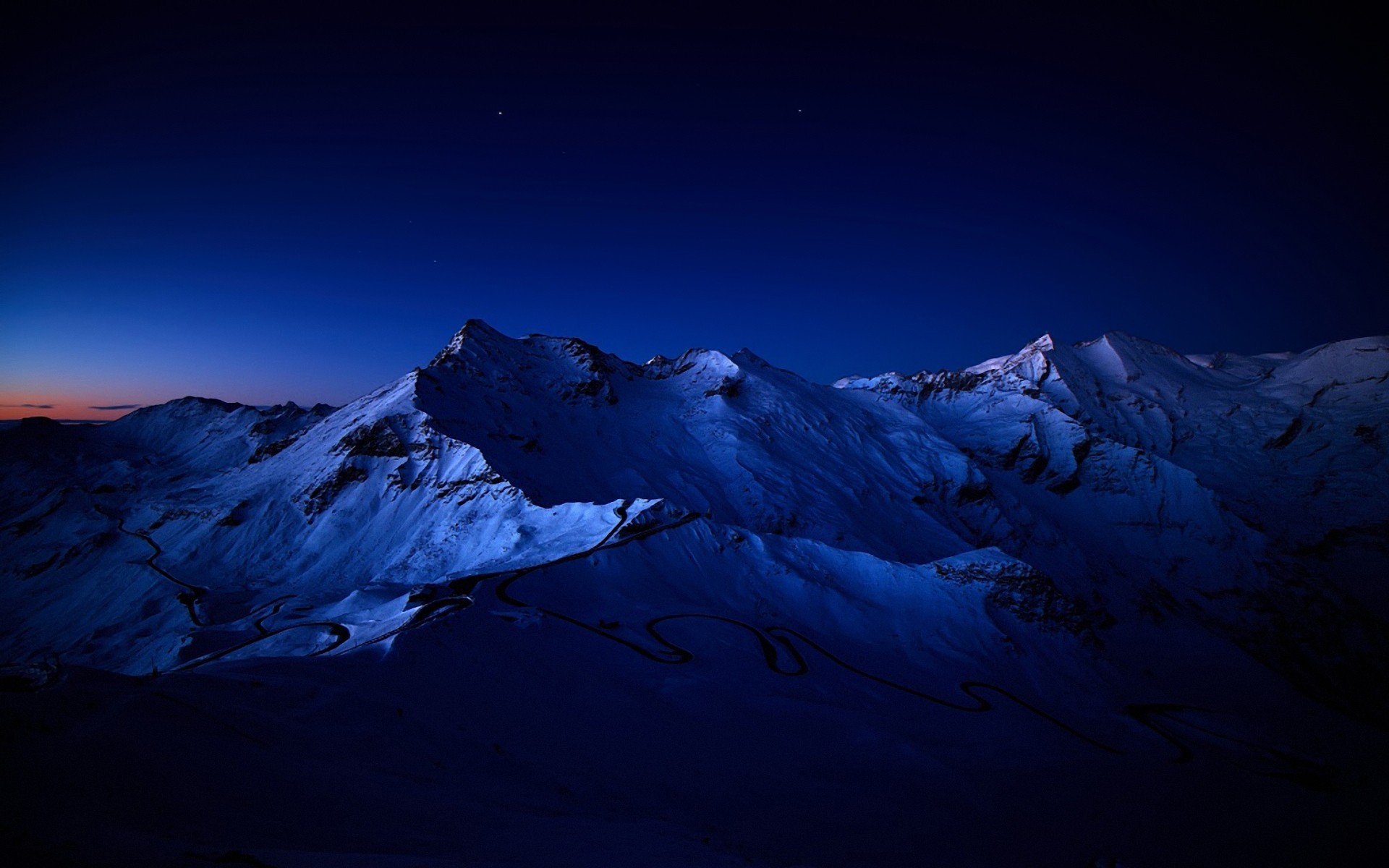 montagnes paysages nuit