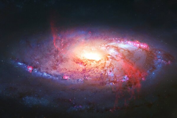 Resplandor rosa y azul en la nebulosa luminosa contra el fondo del Cosmos negro