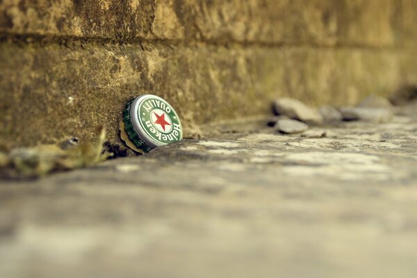 Bierstopfen mit Heineken-Logo