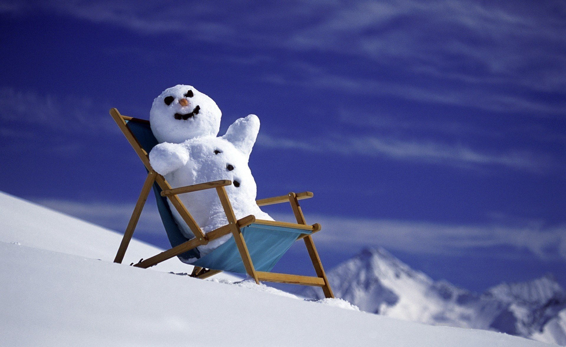 schneemann sonne neujahr berge schnee