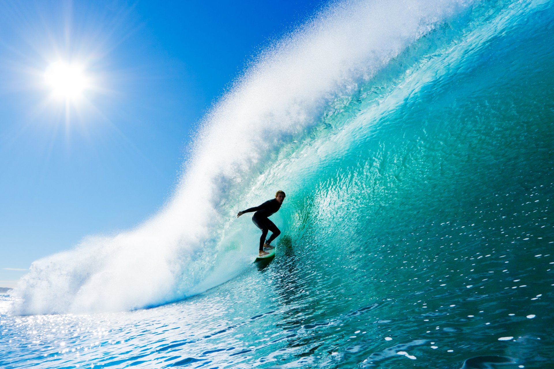 port man guy board surfing sea water wave waves spray sun rays sky summer background widescreen fullscreen widescreen wallpaper