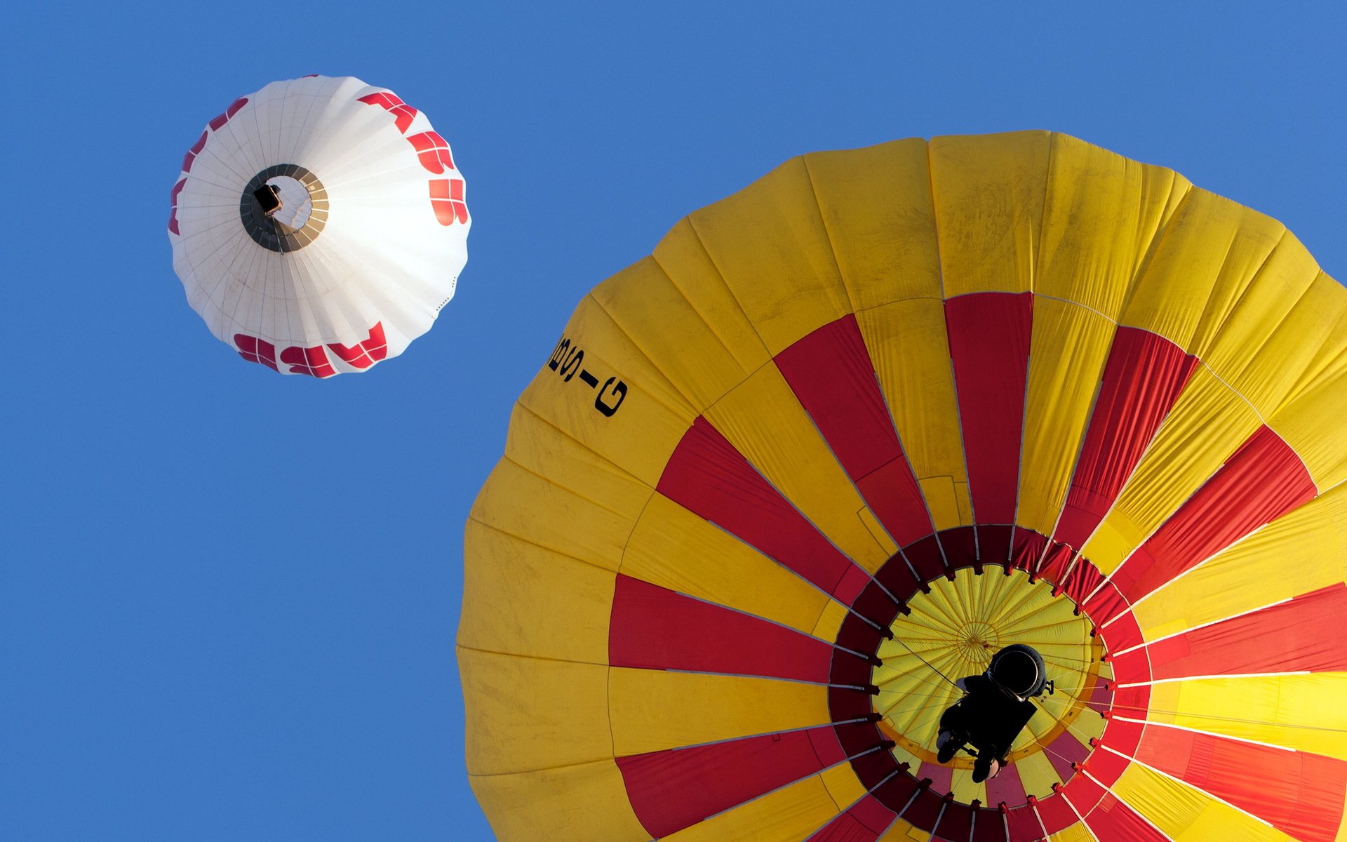 bolas cielo deportes