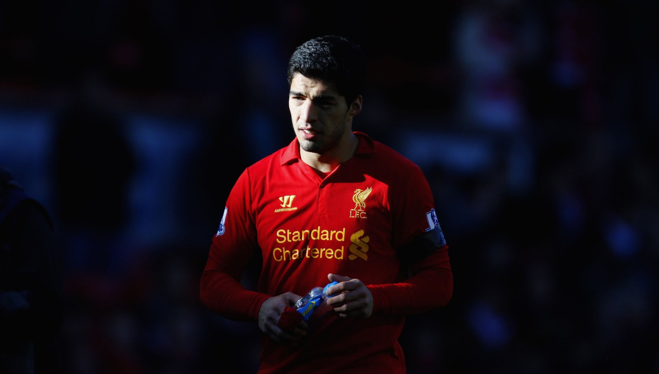 luis suarez liverpool enfield sport calcio ynwa avanti uruguay