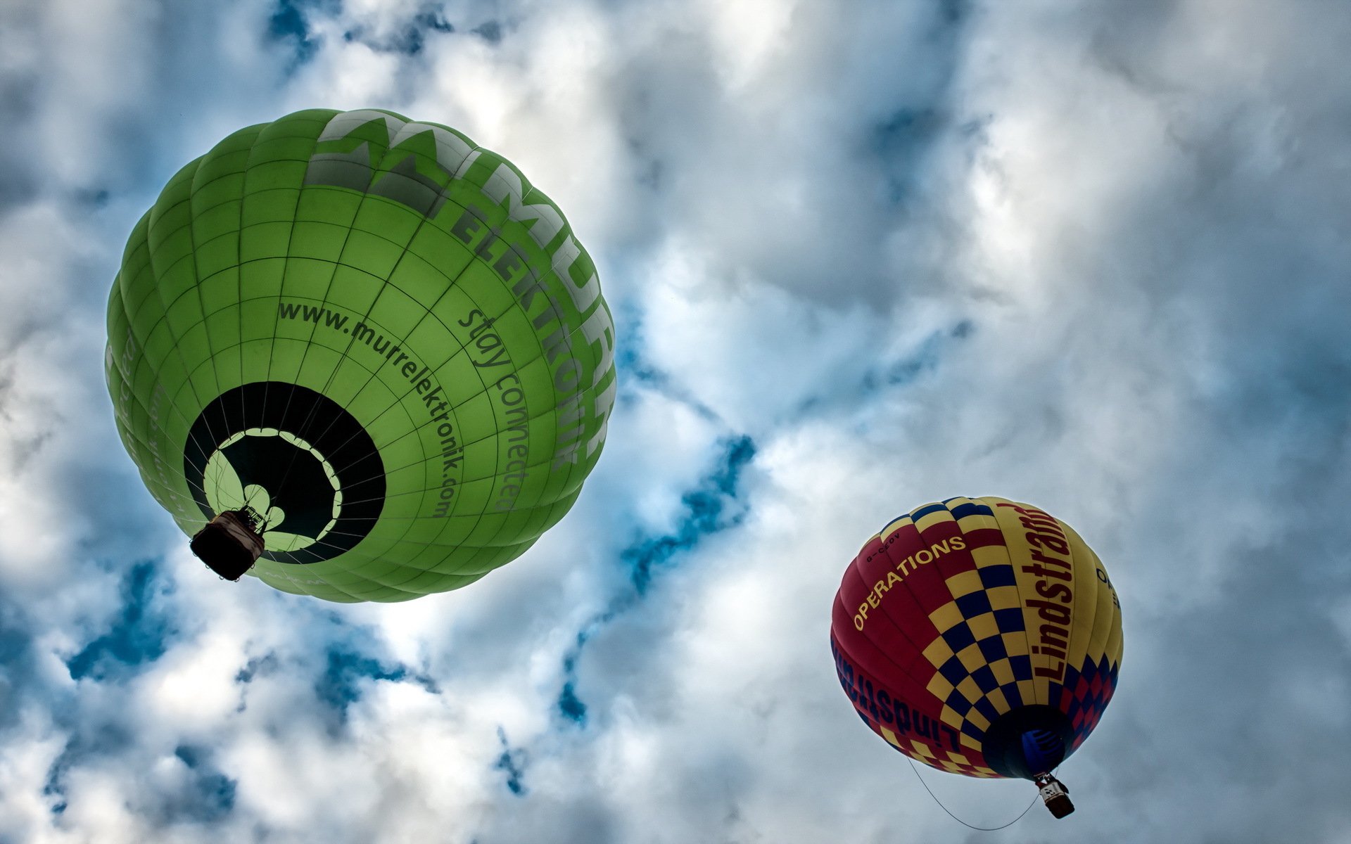 bolas cielo deportes