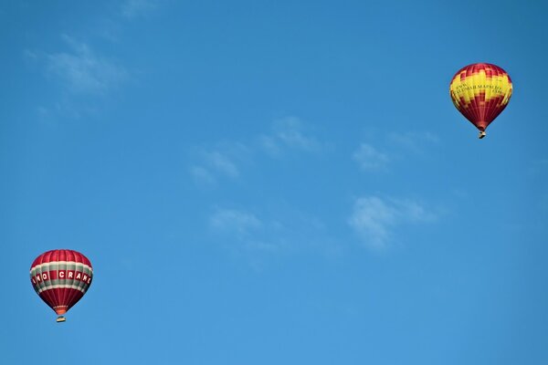 Globos en el cielo deportes