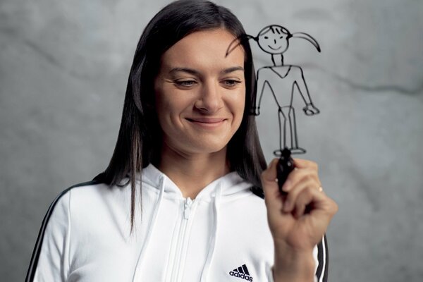 Lena Isinbayeva dans Adidas