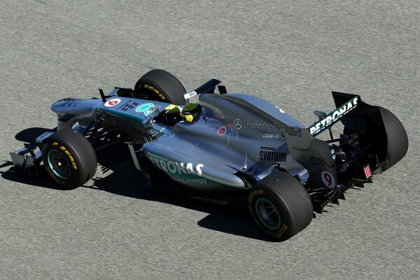 Mercedes-benz partecipa alla Formula 1