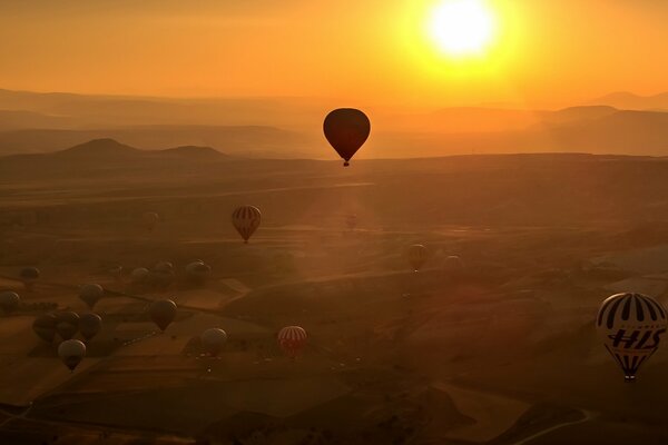 Sports trips on balloons continue