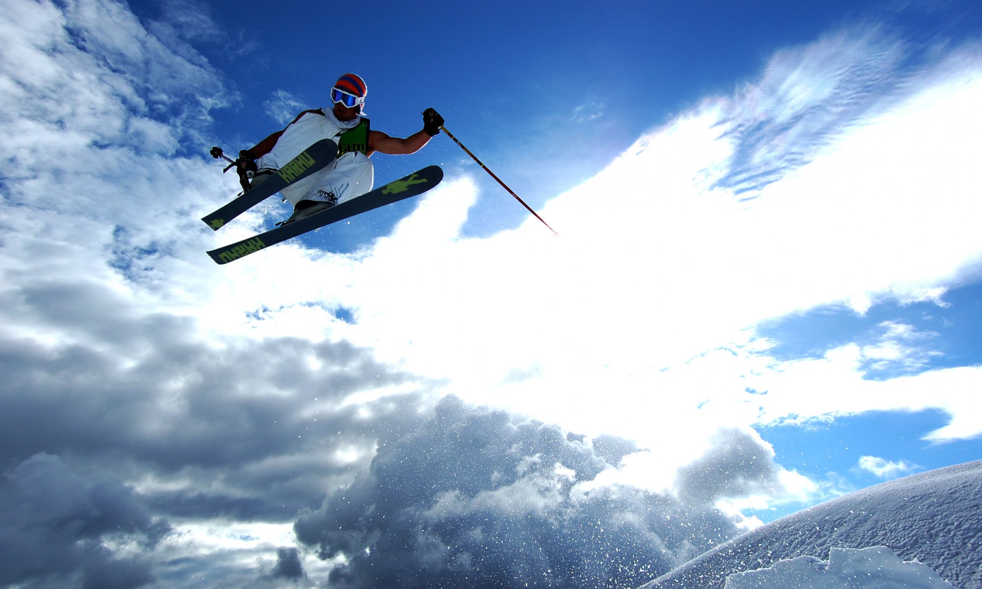 un snow skiing jump