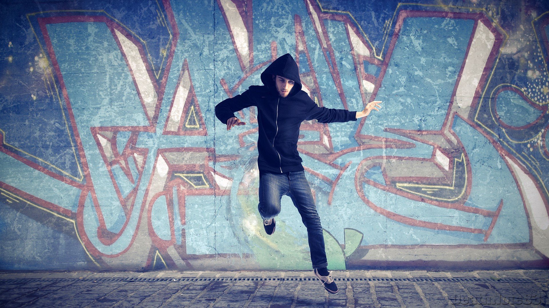 sport uomo ragazzo danza movimento cappuccio decollo salto muro graffiti asfalto terra sfondo carta da parati