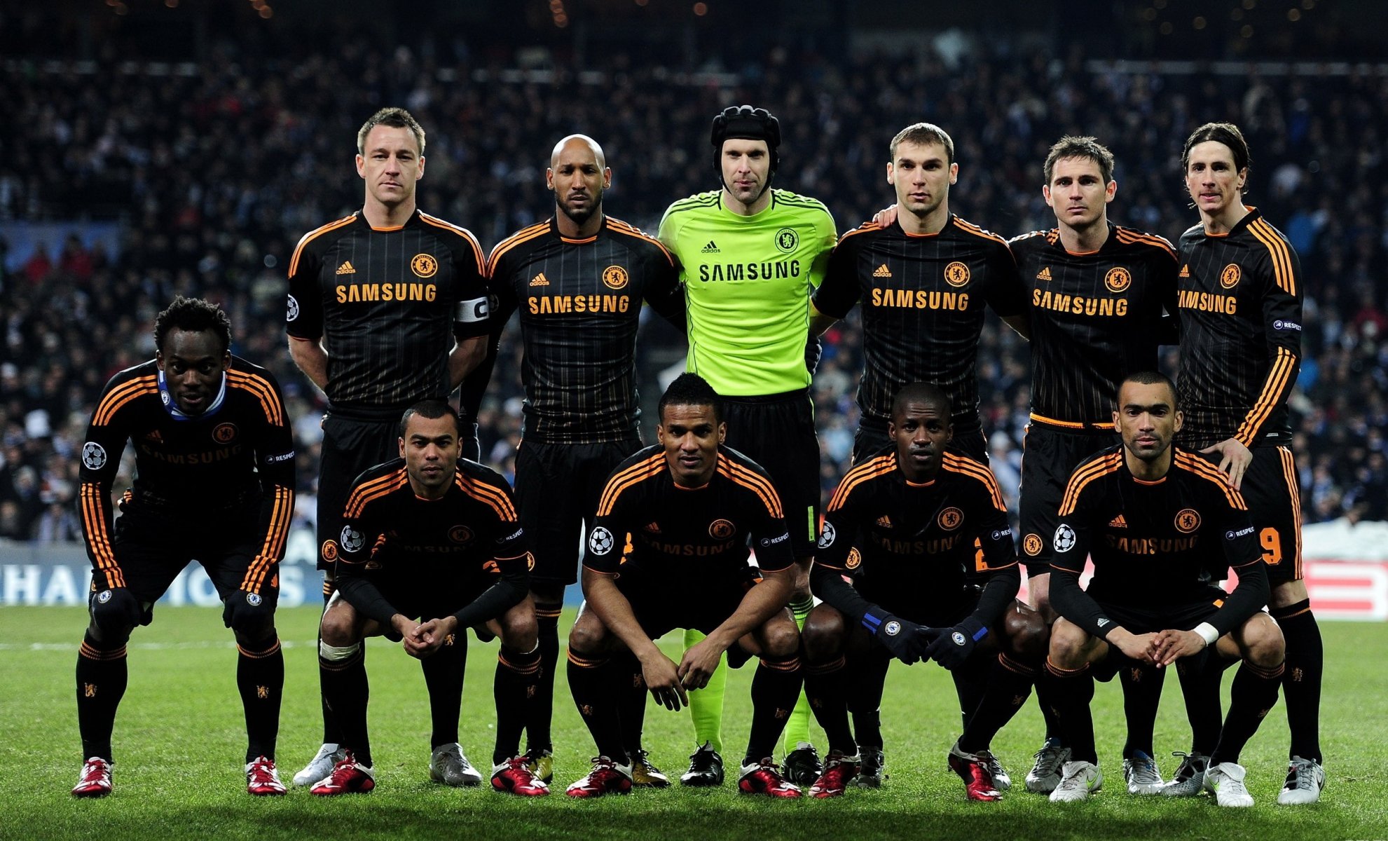 fc chelsea in uniforme da ospite