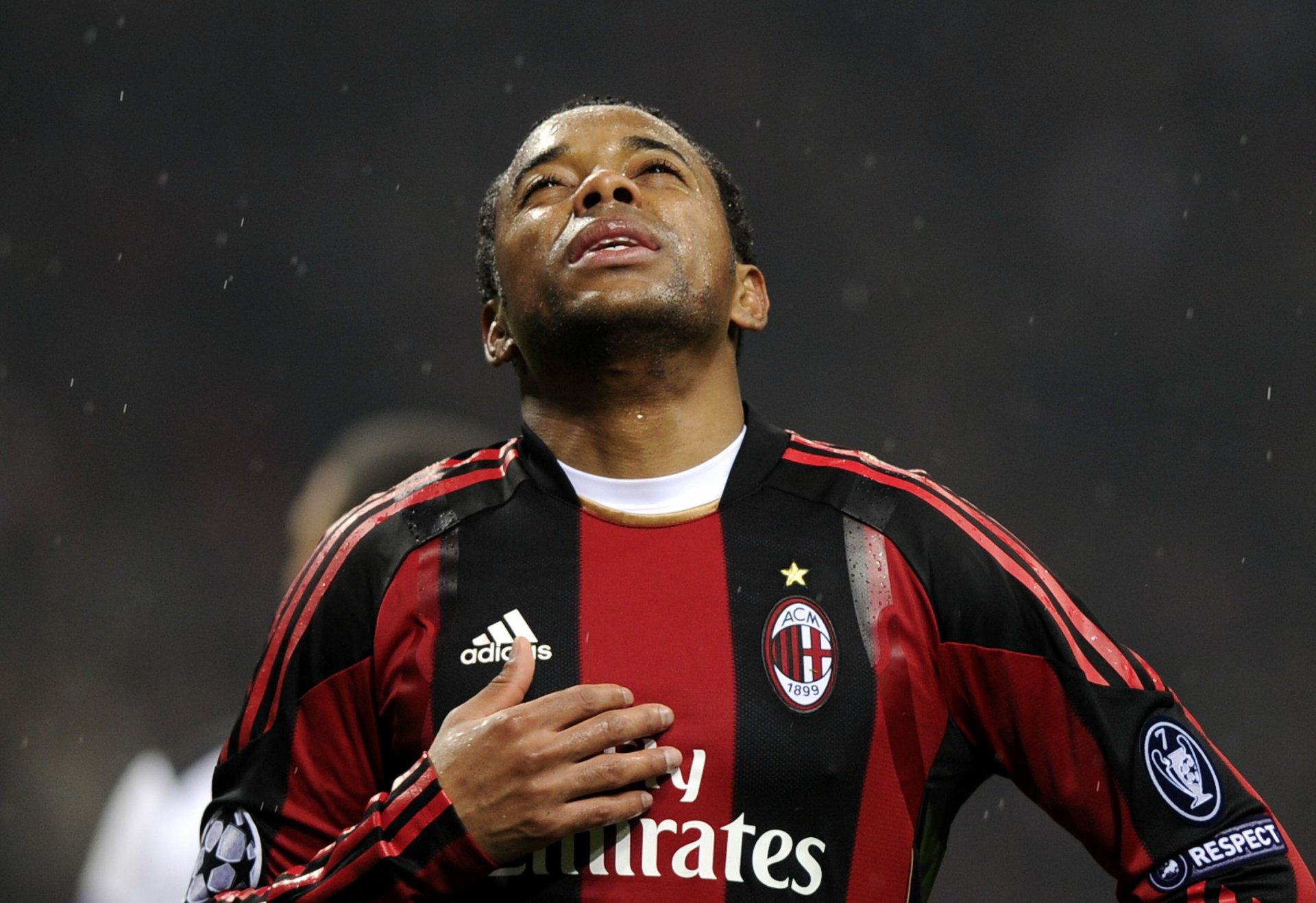 robinho gol milan fútbol fuera de juego