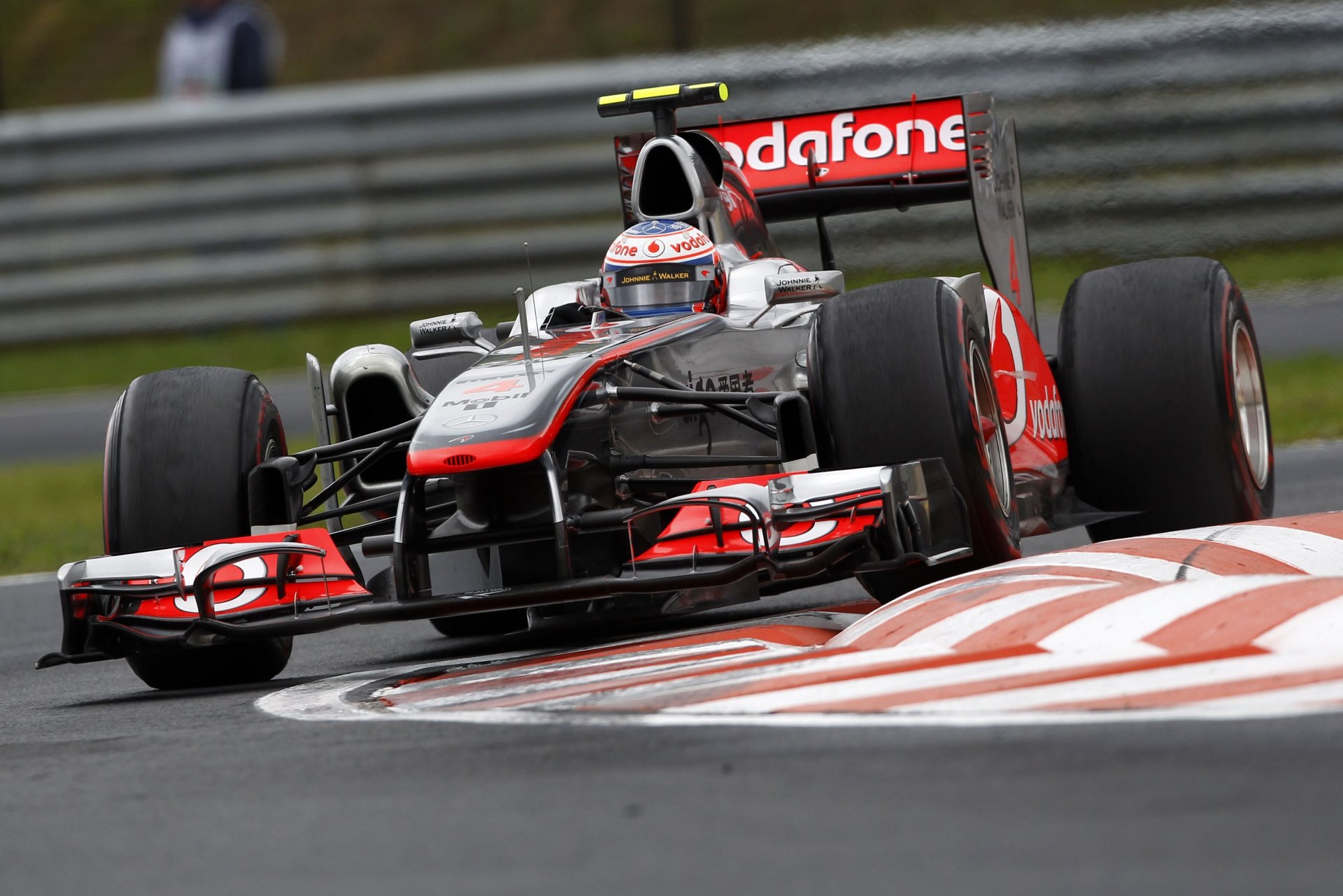 f1 jenson button mclaren großer preis von ungarn drehen 2011