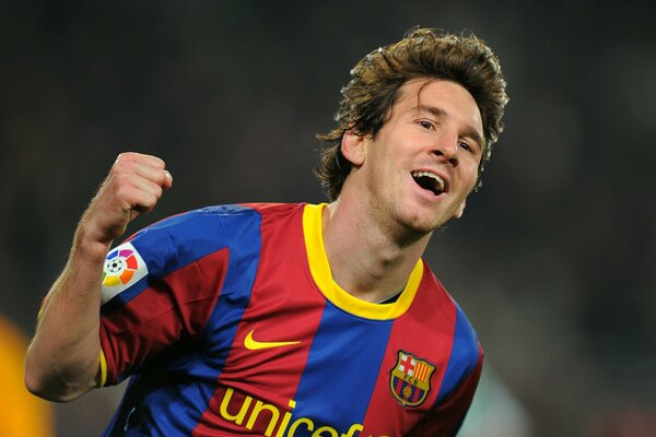 Piłka nożna FC Barcelona, Argentyńczyk Lionel Messi z radością na twarzy