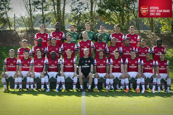 Squadra di calcio Arsenal al completo