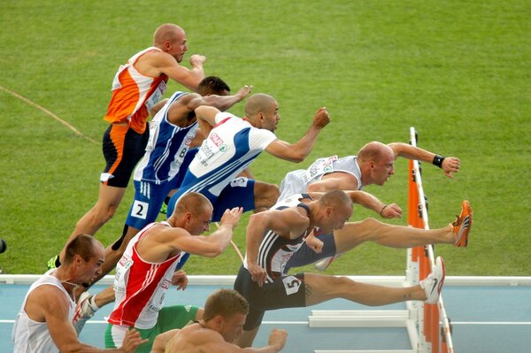 Finishing race with obstacles