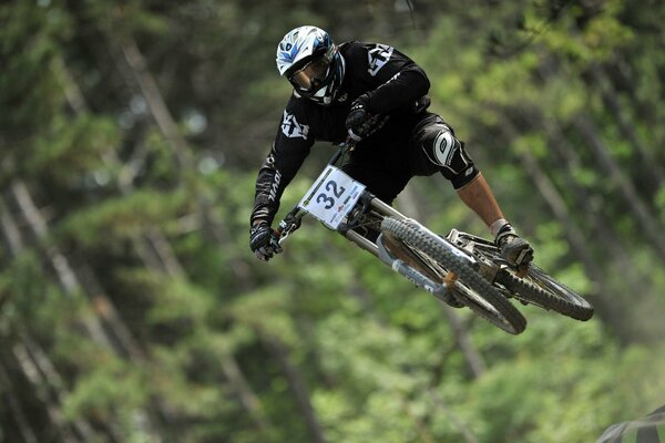 A cyclist s flight through the mountain cycling