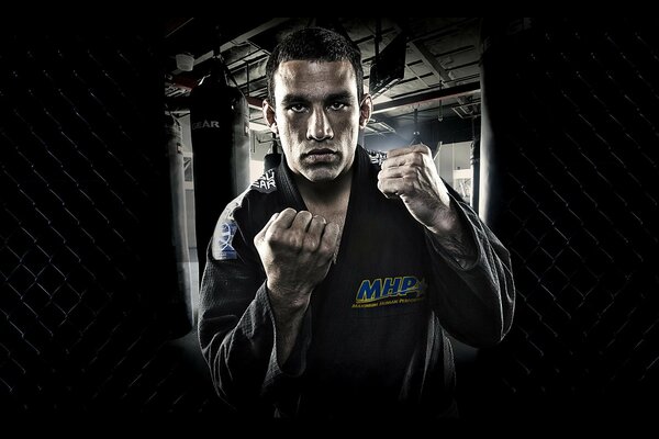 ufc strikeforce Fabrizio Verdum combattente di arti marziali miste Brazilian Jiu-Jitsu