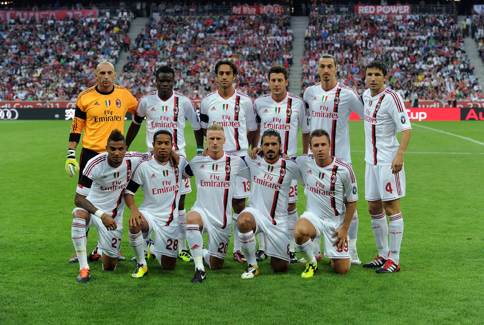 milan hd photo fonds d écran de football hd football hd milan équipe de milan fonds d écran de football pato seedorf kevin prince boateng thiago silva yepes emanuelson oddo mercel ac milan