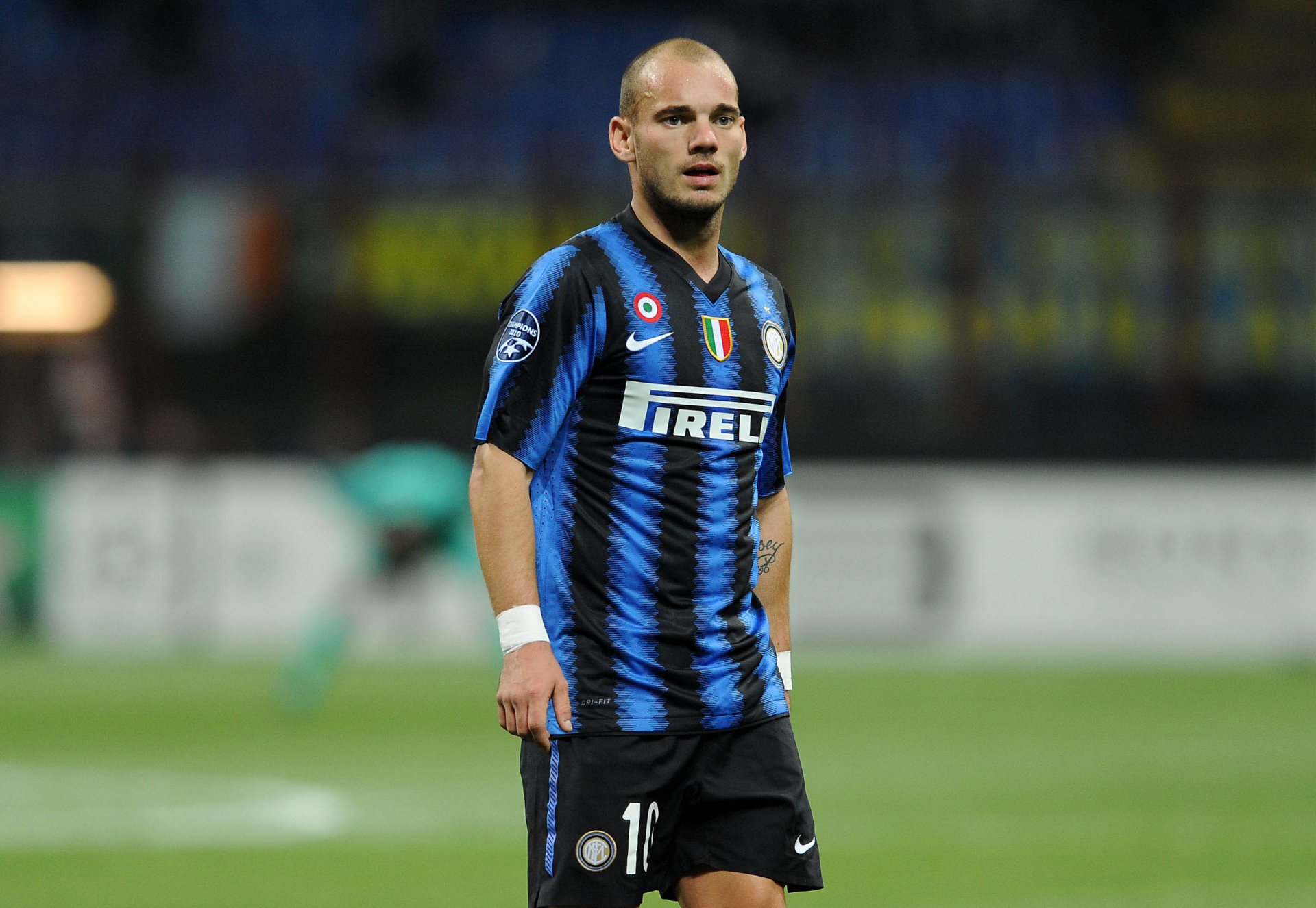 wesley sneijder między inter seria afootball tapety 1920x1200 tapety piłkarskie 1920x1200