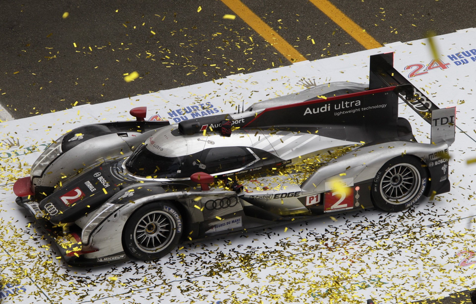 le mans 2011 racing lmp1 audi r18 tdi champions