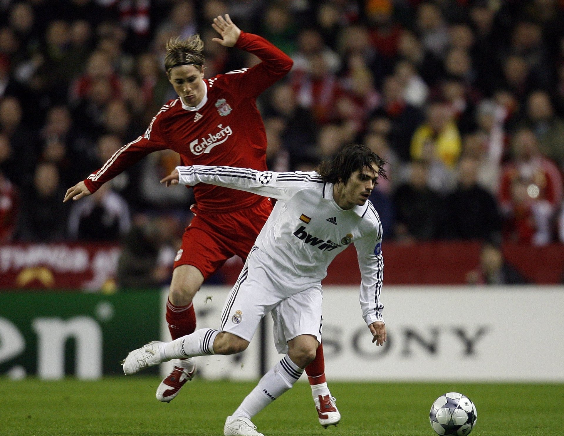 liverpool real madrid liverpool vs real sport fußball hintergrundbilder fernando torres champions league feld ball wrestling