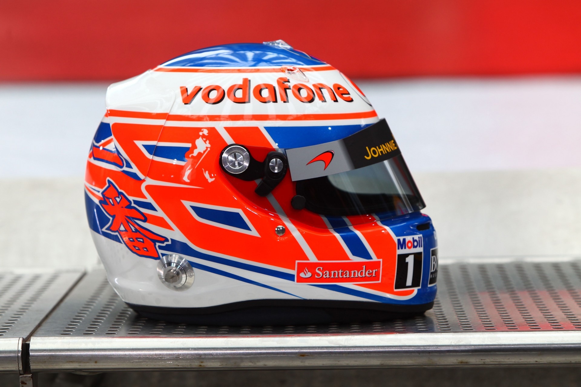 jenson button formula 1 the helmet of the pilot