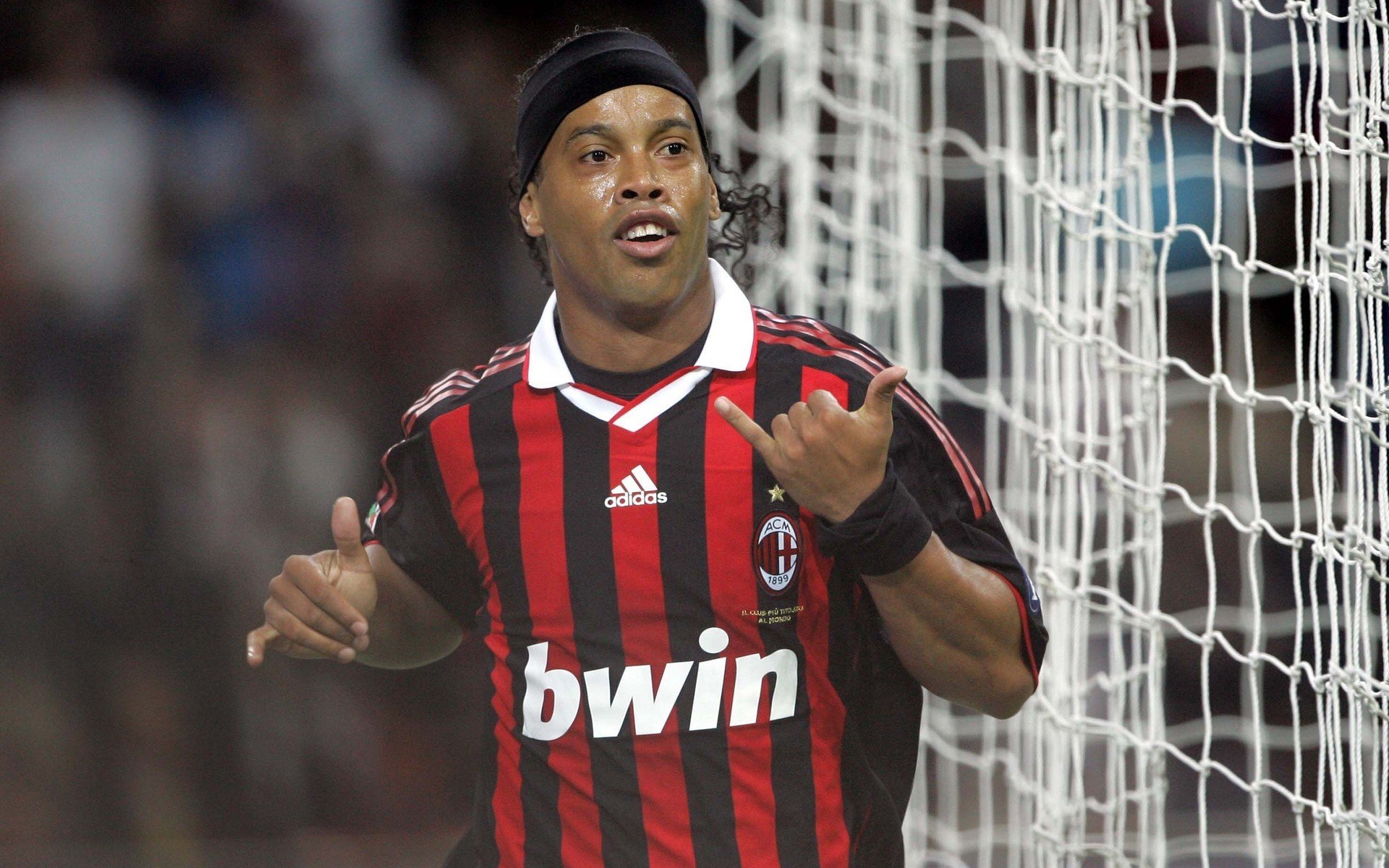 ronaldinho milan brazylia piłka nożna