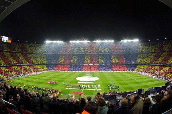 Estadio Camp Nou de Barcelona antes del partido