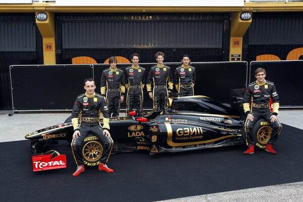 Presentation of Renault Lotus and Petrov in Formula 1