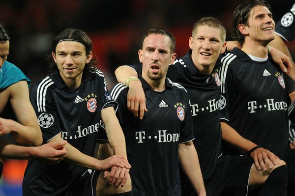 La Squadra Bayern celebra la vittoria