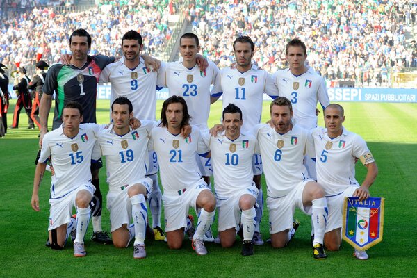 Selección de fútbol de Italia en el formato blanco
